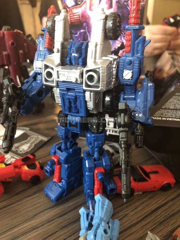 Transformers Siege War For Cybertron Preview Wave 1  (85 of 103)